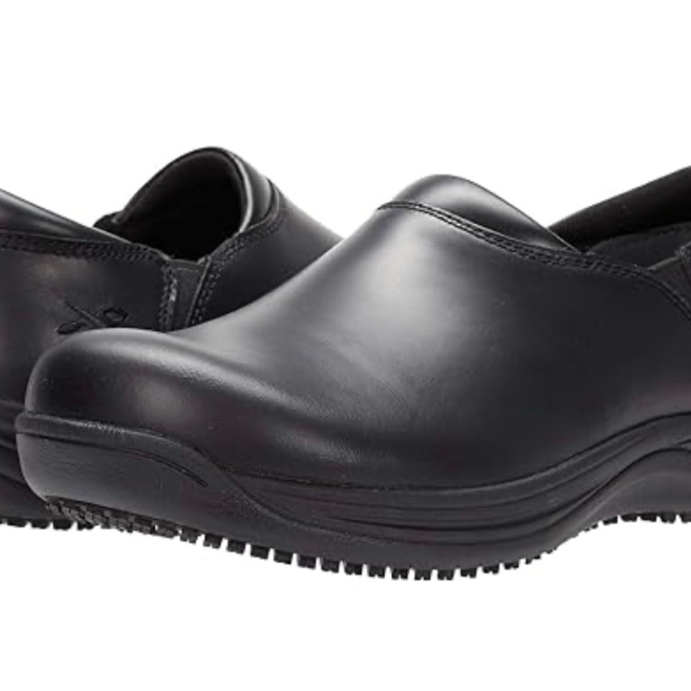 Men’s 11.5 Moza Forza Slip On Black Leather Chef Shoes -Slip Resistant